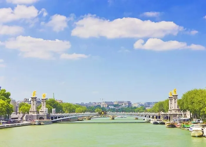 Opera Louvre Holidayapartment